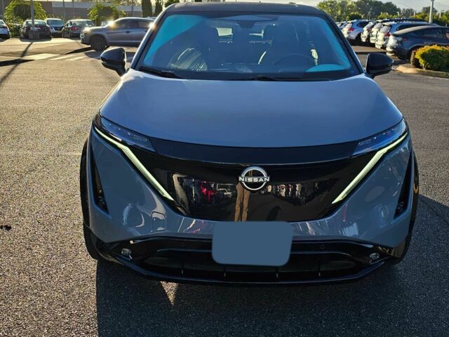 Сірий Ніссан Інша, об'ємом двигуна 0 л та пробігом 12 тис. км за 28000 $, фото 1 на Automoto.ua