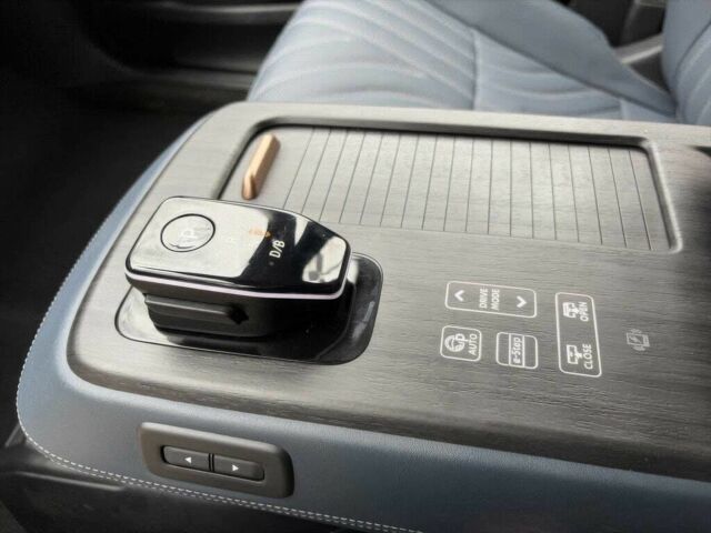 Серый Ниссан Другая, объемом двигателя 0 л и пробегом 15 тыс. км за 12500 $, фото 13 на Automoto.ua