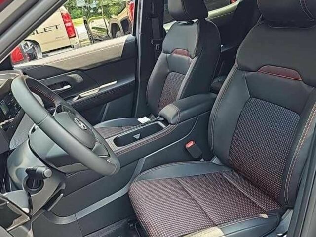 Серый Ниссан Другая, объемом двигателя 0 л и пробегом 34 тыс. км за 16300 $, фото 4 на Automoto.ua