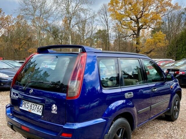 Синий Ниссан Другая, объемом двигателя 2.2 л и пробегом 301 тыс. км за 2150 $, фото 5 на Automoto.ua