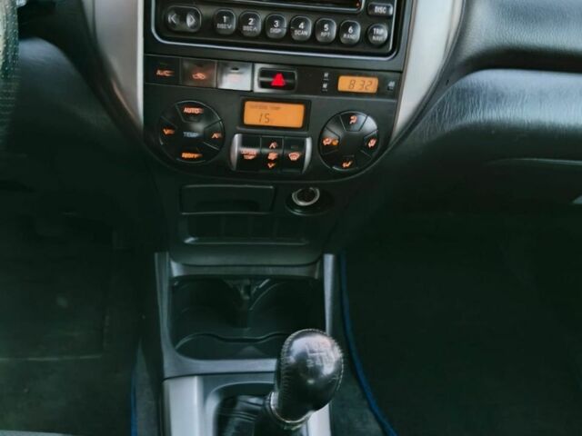 Синий Ниссан Другая, объемом двигателя 2 л и пробегом 270 тыс. км за 4971 $, фото 2 на Automoto.ua