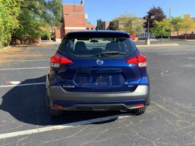 Синій Ніссан Інша, об'ємом двигуна 1.6 л та пробігом 45 тис. км за 8000 $, фото 3 на Automoto.ua