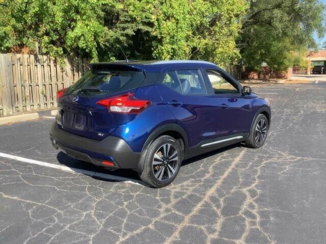 Синій Ніссан Інша, об'ємом двигуна 1.6 л та пробігом 45 тис. км за 8000 $, фото 4 на Automoto.ua