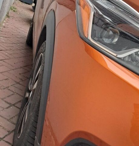 Помаранчевий Ніссан Інша, об'ємом двигуна 1.6 л та пробігом 35 тис. км за 15800 $, фото 2 на Automoto.ua