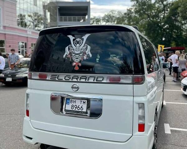 Білий Ніссан Ельгранд, об'ємом двигуна 3.5 л та пробігом 235 тис. км за 10500 $, фото 6 на Automoto.ua