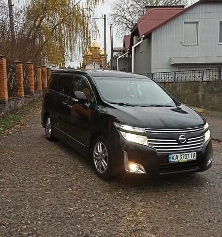 Черный Ниссан Эльгранд, объемом двигателя 2.5 л и пробегом 140 тыс. км за 14000 $, фото 1 на Automoto.ua