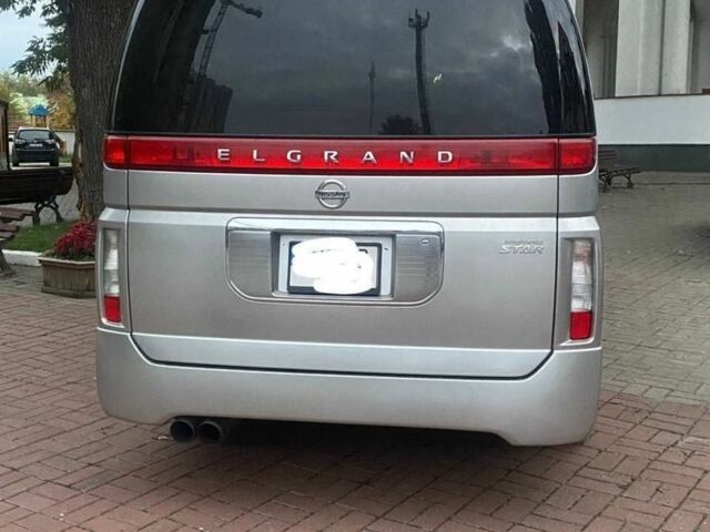 Сірий Ніссан Ельгранд, об'ємом двигуна 0 л та пробігом 199 тис. км за 9000 $, фото 3 на Automoto.ua