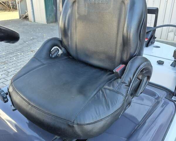 Білий Ніссан ФГ, об'ємом двигуна 2.1 л та пробігом 0 тис. км за 9200 $, фото 12 на Automoto.ua