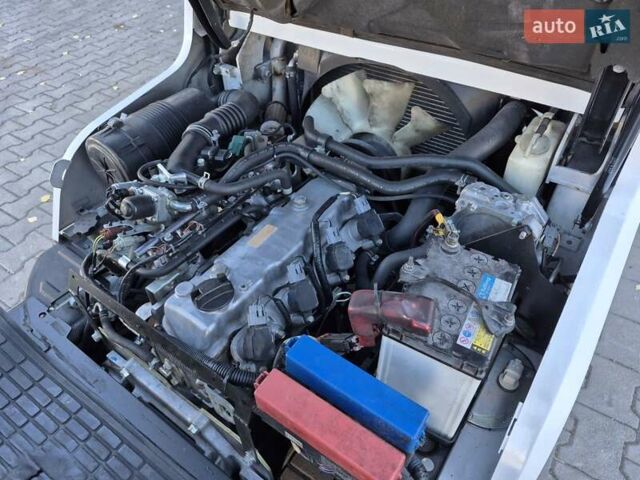 Білий Ніссан ФГ, об'ємом двигуна 2.1 л та пробігом 0 тис. км за 9200 $, фото 10 на Automoto.ua