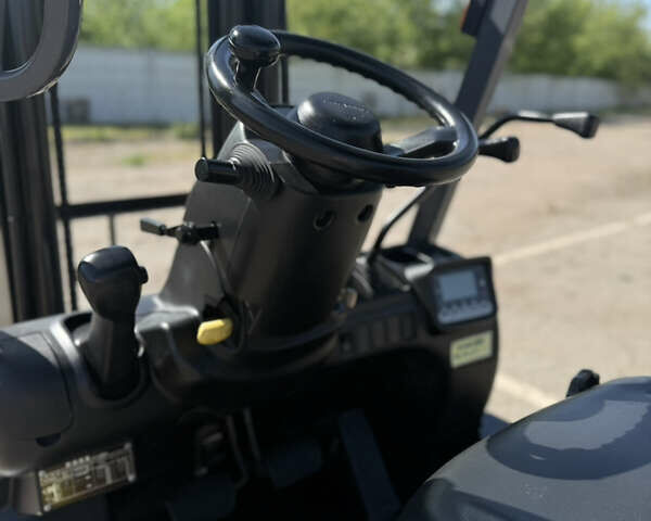 Белый Ниссан ФГ, объемом двигателя 0 л и пробегом 6 тыс. км за 11800 $, фото 11 на Automoto.ua