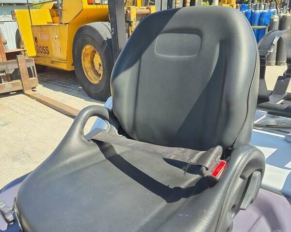 Белый Ниссан ФГ, объемом двигателя 2.1 л и пробегом 135 тыс. км за 9200 $, фото 14 на Automoto.ua