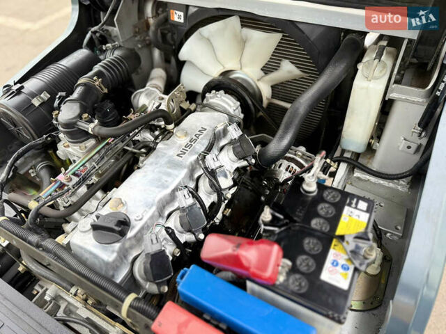 Серый Ниссан ФГ, объемом двигателя 0 л и пробегом 5 тыс. км за 12400 $, фото 7 на Automoto.ua