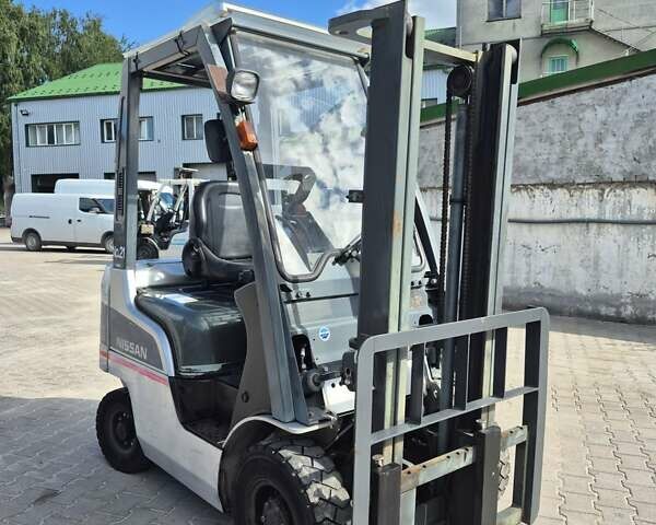 Серый Ниссан ФГ, объемом двигателя 2.1 л и пробегом 0 тыс. км за 8300 $, фото 3 на Automoto.ua