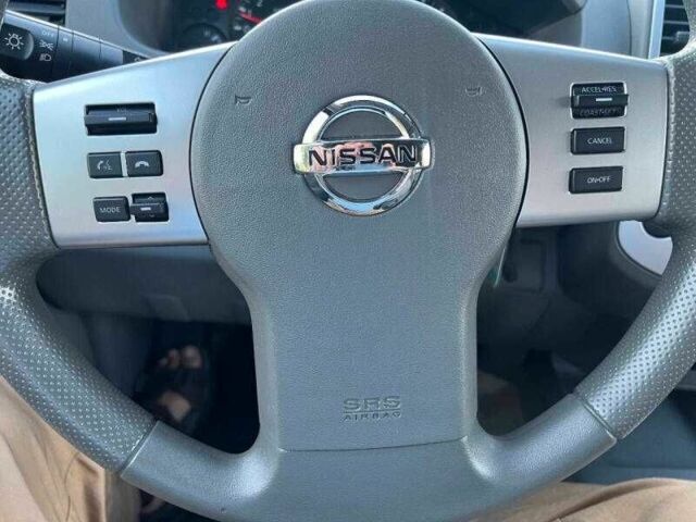 Черный Ниссан Фронтиер, объемом двигателя 2.5 л и пробегом 73 тыс. км за 4800 $, фото 9 на Automoto.ua