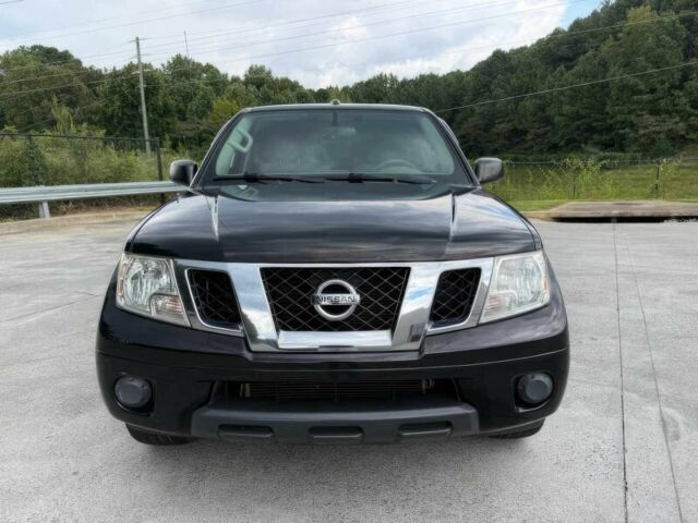 Черный Ниссан Фронтиер, объемом двигателя 4 л и пробегом 50 тыс. км за 25000 $, фото 1 на Automoto.ua