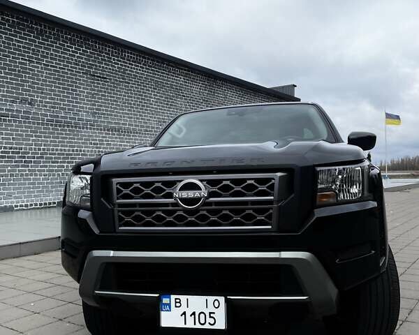 Черный Ниссан Фронтиер, объемом двигателя 3.8 л и пробегом 53 тыс. км за 26000 $, фото 1 на Automoto.ua