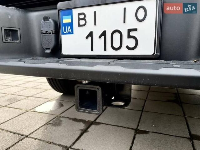 Черный Ниссан Фронтиер, объемом двигателя 3.8 л и пробегом 53 тыс. км за 26000 $, фото 15 на Automoto.ua