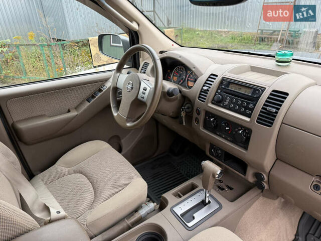 Ниссан Фронтиер 2006 в Житомире на Automoto.ua Серый Ниссан Фронтиер, объемом двигателя 4 л и пробегом 50 тыс. км за 12000 $, фото 46 на Automoto.ua