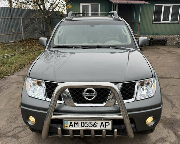 Ниссан Фронтиер 2006 в Житомире на Automoto.ua Серый Ниссан Фронтиер, объемом двигателя 4 л и пробегом 50 тыс. км за 12000 $, фото 14 на Automoto.ua