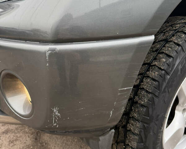 Ниссан Фронтиер 2006 в Житомире на Automoto.ua Серый Ниссан Фронтиер, объемом двигателя 4 л и пробегом 50 тыс. км за 12000 $, фото 11 на Automoto.ua