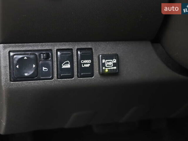 Серый Ниссан Фронтиер, объемом двигателя 4 л и пробегом 122 тыс. км за 17999 $, фото 11 на Automoto.ua