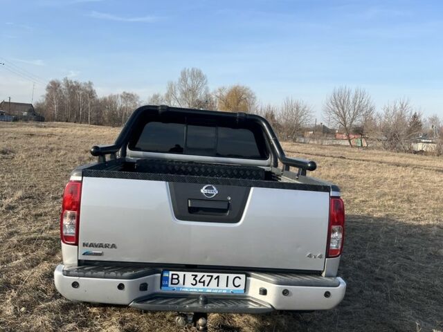 Серый Ниссан Фронтиер, объемом двигателя 4 л и пробегом 117 тыс. км за 19000 $, фото 5 на Automoto.ua