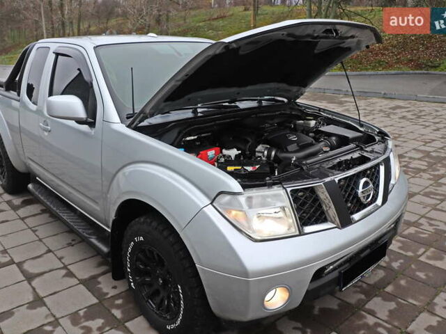 Серый Ниссан Фронтиер, объемом двигателя 4 л и пробегом 122 тыс. км за 17999 $, фото 21 на Automoto.ua
