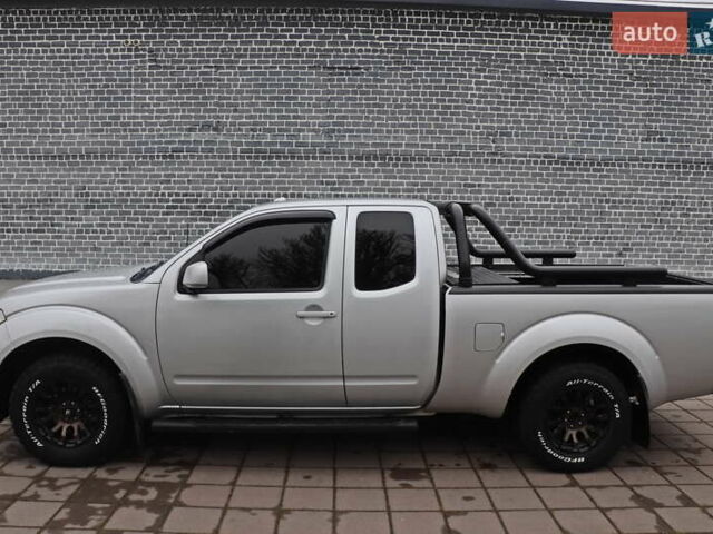 Серый Ниссан Фронтиер, объемом двигателя 4 л и пробегом 122 тыс. км за 17999 $, фото 9 на Automoto.ua