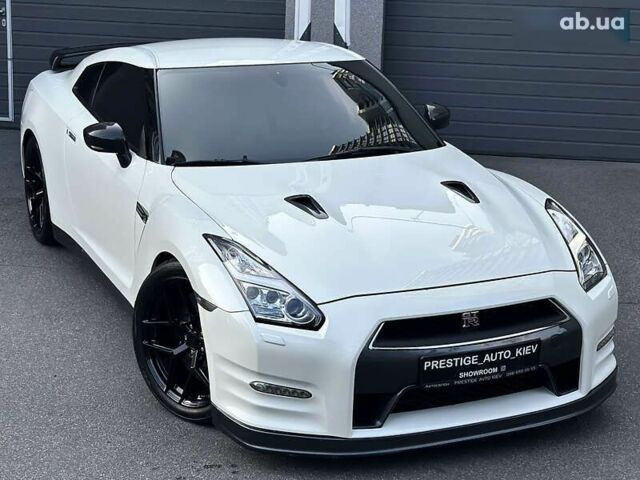 Ніссан ГТ-Р, об'ємом двигуна 3.8 л та пробігом 62 тис. км за 70000 $, фото 1 на Automoto.ua