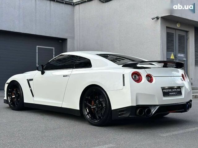 Ніссан ГТ-Р, об'ємом двигуна 3.8 л та пробігом 62 тис. км за 70000 $, фото 23 на Automoto.ua