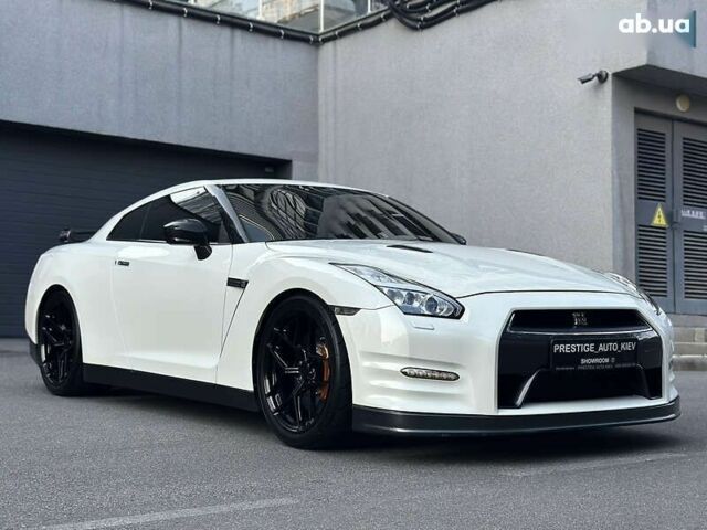 Ніссан ГТ-Р, об'ємом двигуна 3.8 л та пробігом 62 тис. км за 70000 $, фото 12 на Automoto.ua