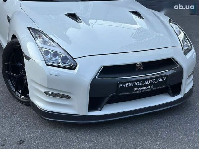 Ніссан ГТ-Р, об'ємом двигуна 3.8 л та пробігом 62 тис. км за 70000 $, фото 16 на Automoto.ua