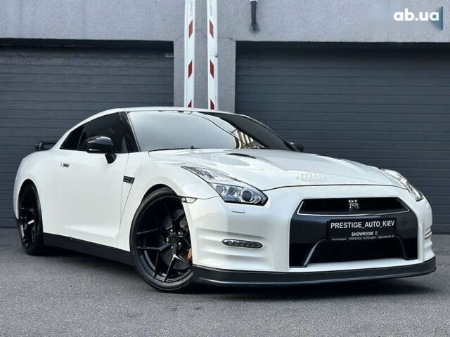 Ніссан ГТ-Р, об'ємом двигуна 3.8 л та пробігом 62 тис. км за 70000 $, фото 2 на Automoto.ua