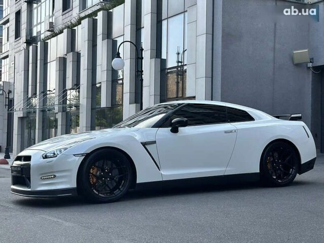 Ніссан ГТ-Р, об'ємом двигуна 3.8 л та пробігом 62 тис. км за 70000 $, фото 14 на Automoto.ua