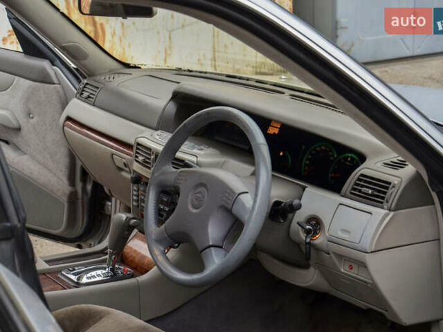 Сірий Ніссан Глорія, об'ємом двигуна 2.99 л та пробігом 54 тис. км за 6400 $, фото 10 на Automoto.ua