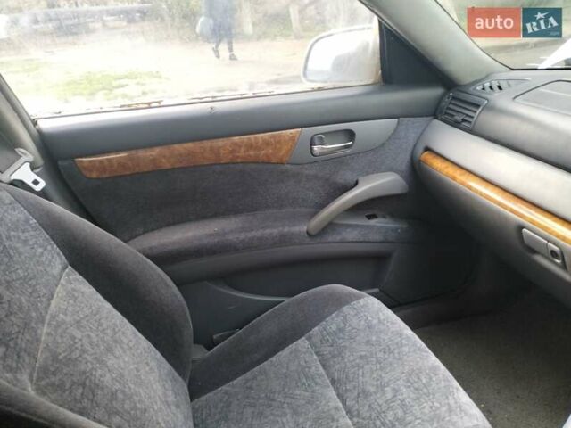 Ниссан Глория 2000 в Николаеве на Automoto.ua Серый Ниссан Глория, объемом двигателя 2.5 л и пробегом 250 тыс. км за 2500 $, фото 11 на Automoto.ua