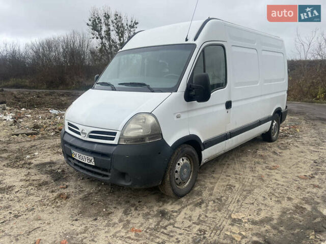 Білий Ніссан Інтерстар, об'ємом двигуна 2.5 л та пробігом 391 тис. км за 6000 $, фото 1 на Automoto.ua