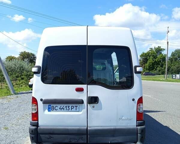 Білий Ніссан Інтерстар, об'ємом двигуна 3 л та пробігом 294 тис. км за 6800 $, фото 6 на Automoto.ua
