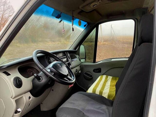 Белый Ниссан Интерстар, объемом двигателя 2.5 л и пробегом 620 тыс. км за 5500 $, фото 7 на Automoto.ua