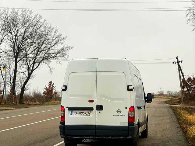 Белый Ниссан Интерстар, объемом двигателя 2.5 л и пробегом 620 тыс. км за 5500 $, фото 2 на Automoto.ua