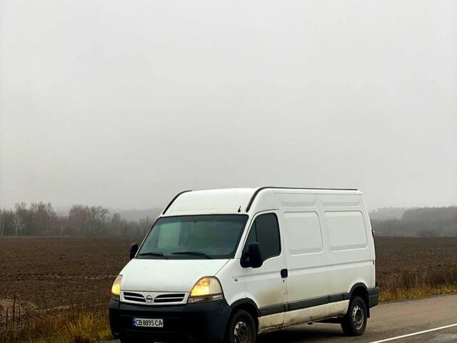 Белый Ниссан Интерстар, объемом двигателя 2.5 л и пробегом 620 тыс. км за 5500 $, фото 1 на Automoto.ua