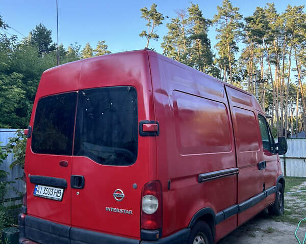 Красный Ниссан Интерстар, объемом двигателя 2.2 л и пробегом 487 тыс. км за 5900 $, фото 3 на Automoto.ua