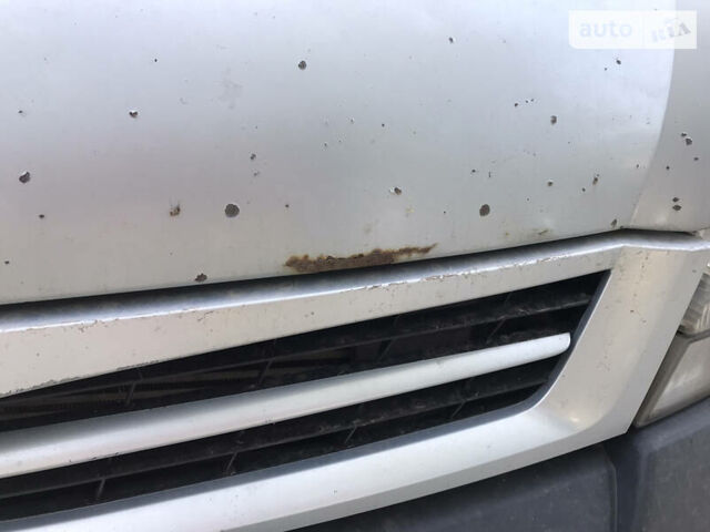 Серый Ниссан Интерстар, объемом двигателя 2.5 л и пробегом 424 тыс. км за 4700 $, фото 5 на Automoto.ua