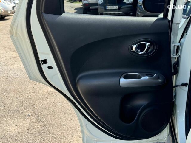 Белый Ниссан Жук, объемом двигателя 1.6 л и пробегом 257 тыс. км за 10590 $, фото 22 на Automoto.ua