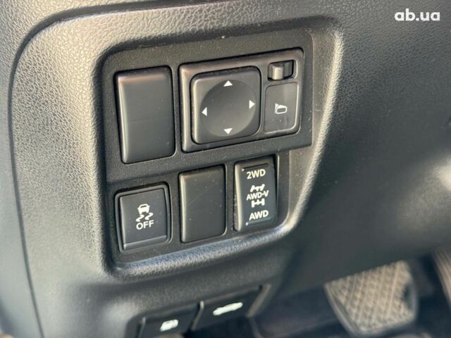 Белый Ниссан Жук, объемом двигателя 1.6 л и пробегом 257 тыс. км за 10590 $, фото 21 на Automoto.ua