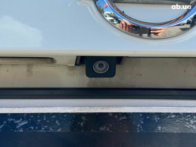 Белый Ниссан Жук, объемом двигателя 1.6 л и пробегом 257 тыс. км за 10590 $, фото 11 на Automoto.ua