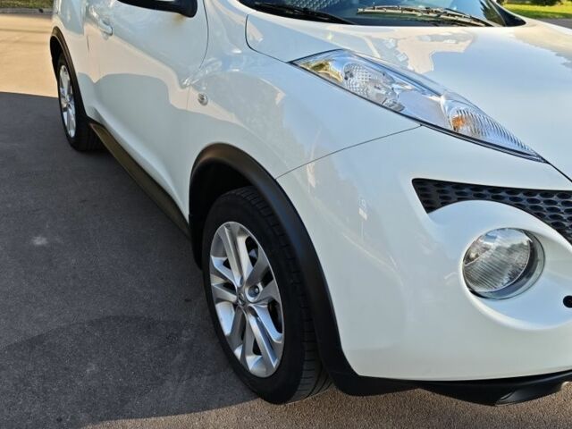 Білий Ніссан Жук, об'ємом двигуна 1.6 л та пробігом 130 тис. км за 10200 $, фото 5 на Automoto.ua