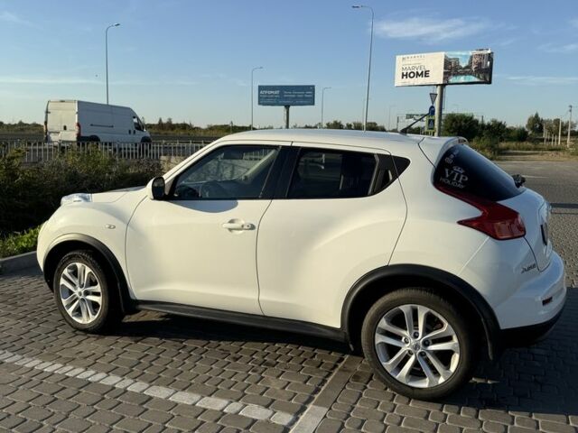 Белый Ниссан Жук, объемом двигателя 1.6 л и пробегом 131 тыс. км за 9500 $, фото 2 на Automoto.ua