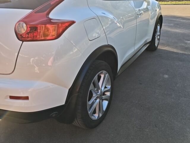 Білий Ніссан Жук, об'ємом двигуна 1.6 л та пробігом 130 тис. км за 10200 $, фото 3 на Automoto.ua