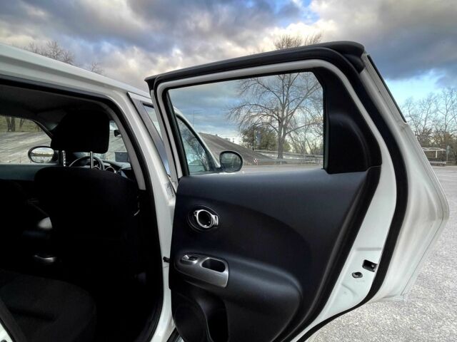 Білий Ніссан Жук, об'ємом двигуна 1.6 л та пробігом 159 тис. км за 9500 $, фото 15 на Automoto.ua